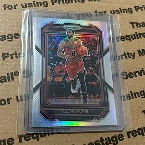 Zach LaVine ‘23 Prizm Silver Parallel Card No. 92